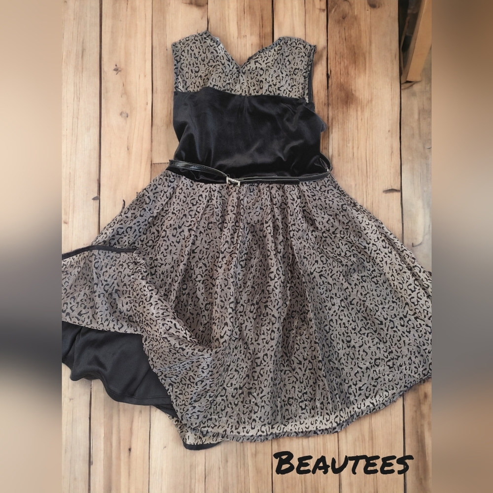 #2091 Beautees velour formal dress girls 16
